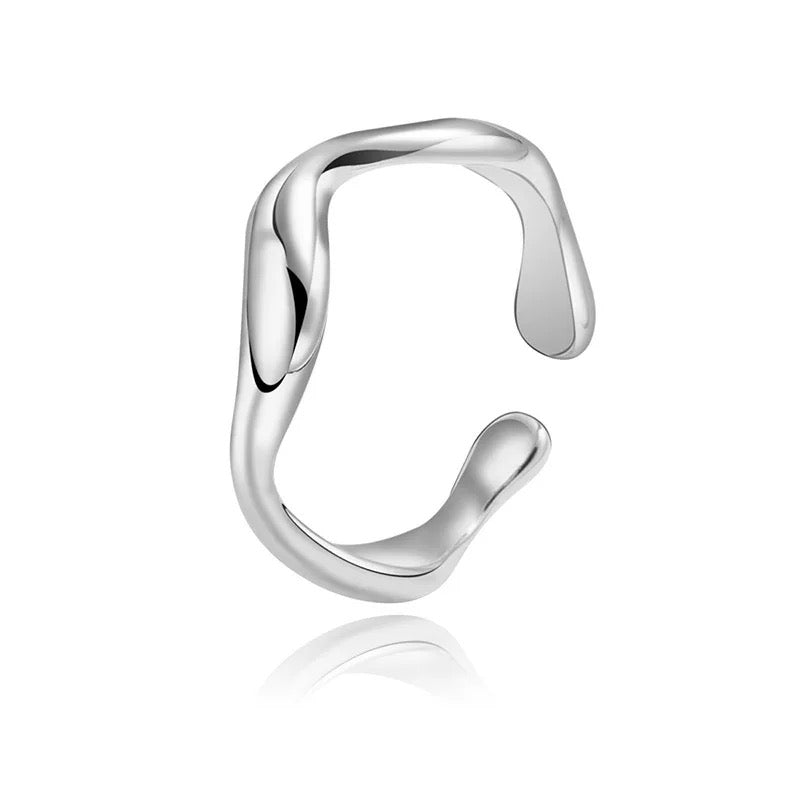 Small wave ring