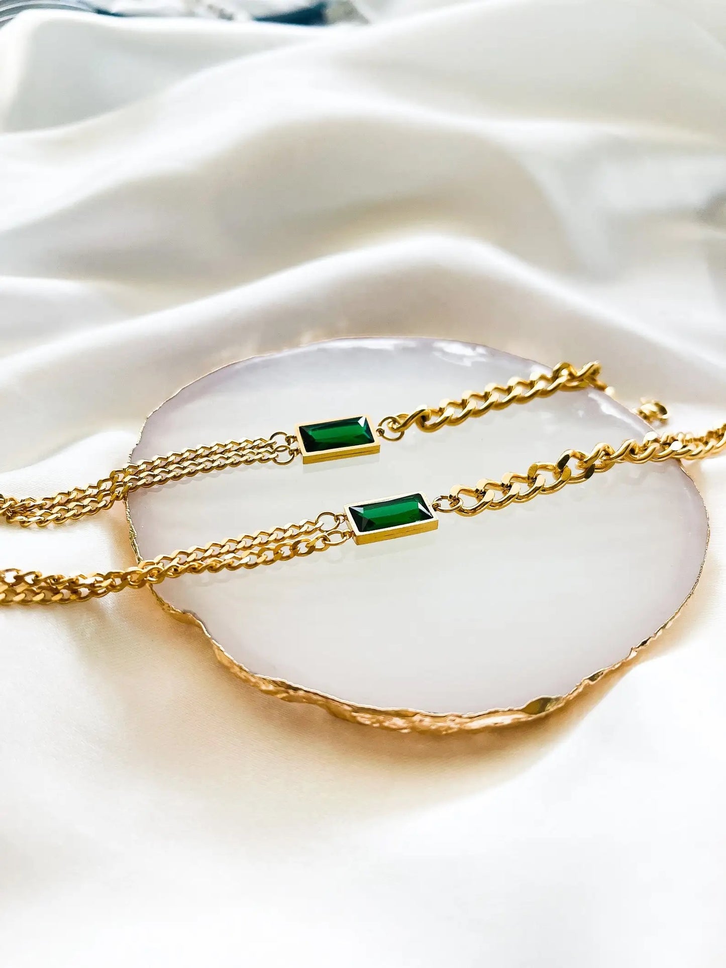 Green jewel bracelet