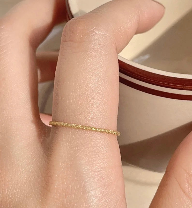 Everyday gold ring