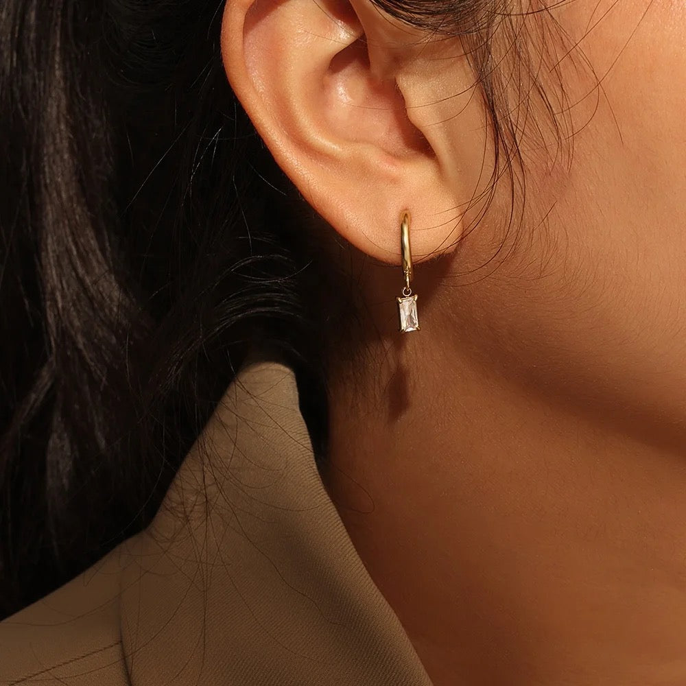 Crystal clarity earrings