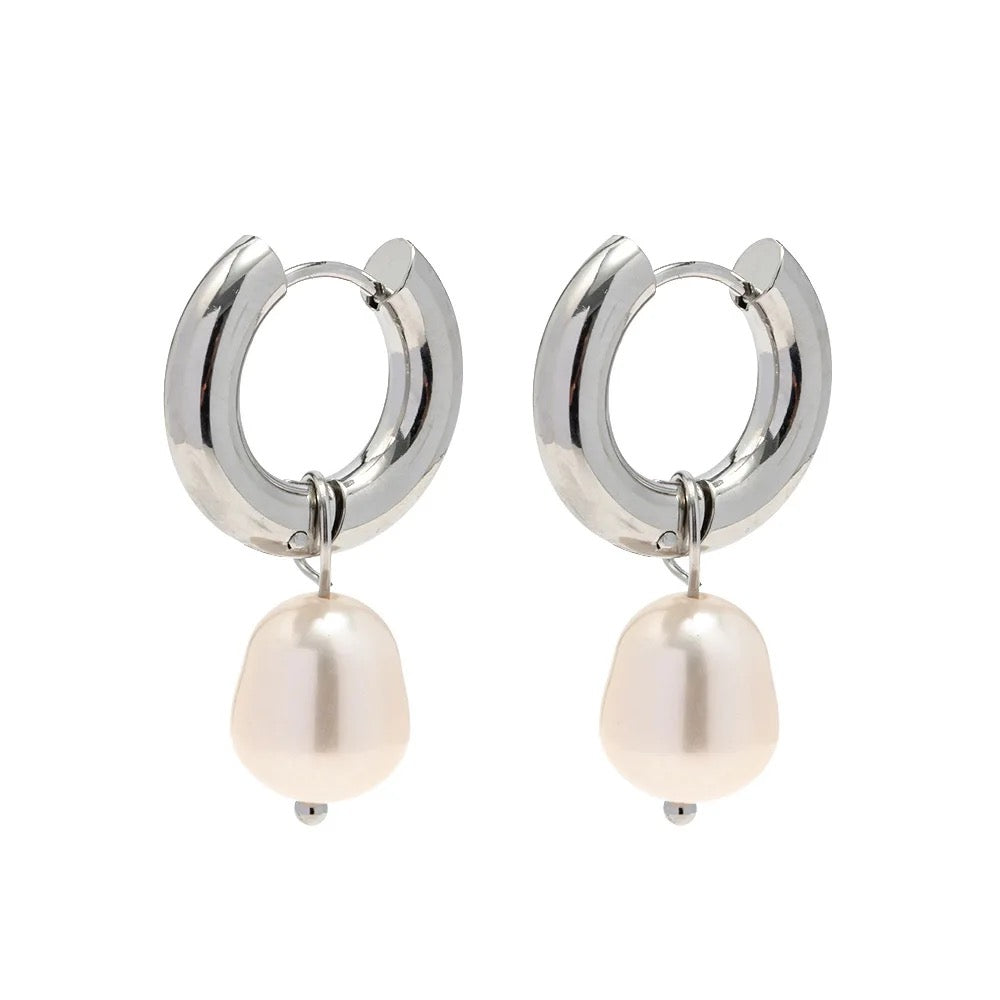 Luna silver pearl earrings